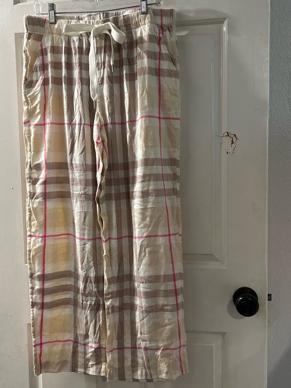 aerie Beige Plaid Drawstring Lounge Pants with Pink Accents